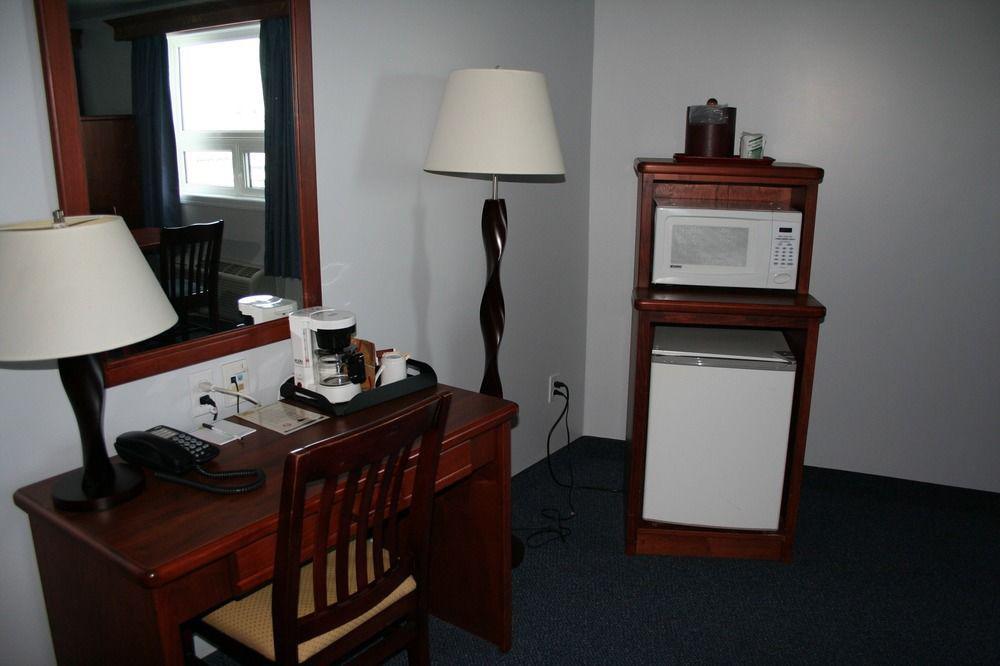 St Christopher'S Hotel Channel-Port aux Basques Exteriör bild