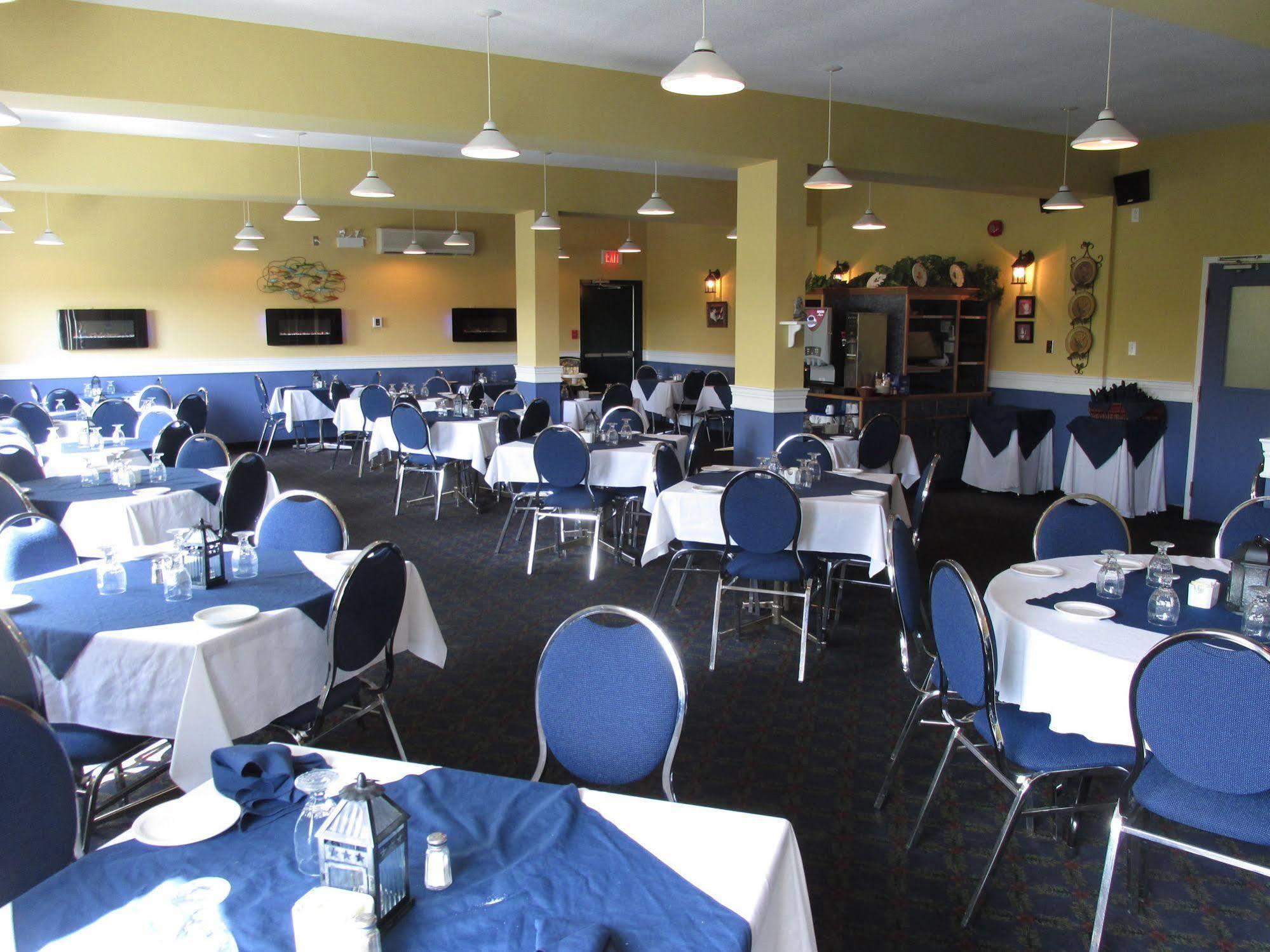 St Christopher'S Hotel Channel-Port aux Basques Exteriör bild